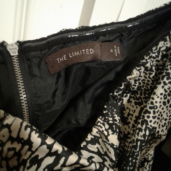 The Limited Strapless Snake Print corset Structured Dress - Picture 5 of 6